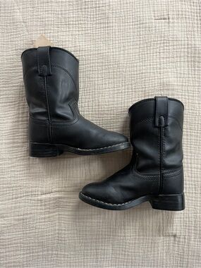 Smoky 🤠 Black Boots